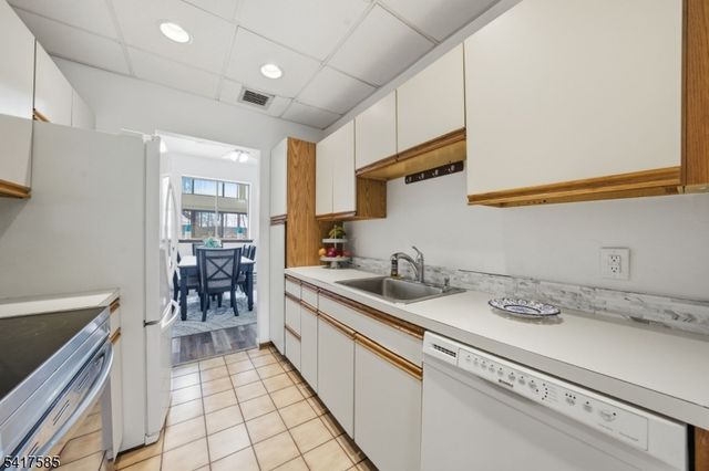 202 Joseph Ln, Mine Hill Twp., NJ 07803