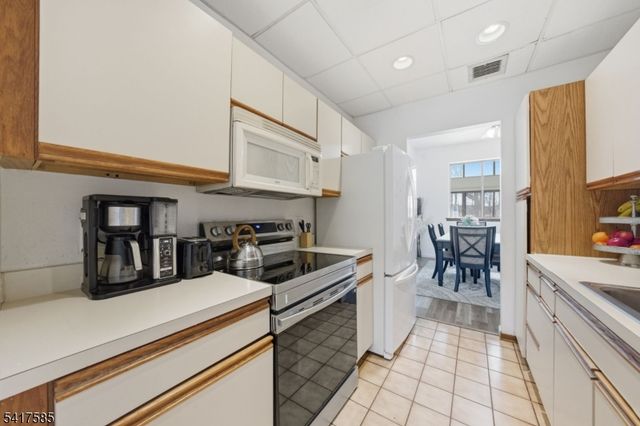 202 Joseph Ln, Mine Hill Twp., NJ 07803