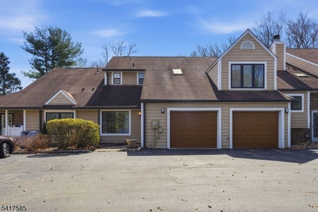 202 Joseph Ln, Mine Hill Twp., NJ 07803