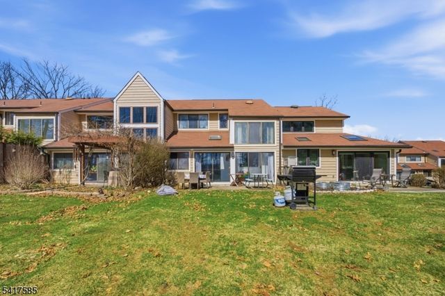 202 Joseph Ln, Mine Hill Twp., NJ 07803