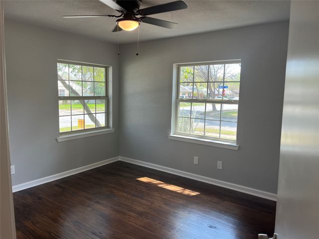 1021 Western Boulevard, Arlington, TX 76013