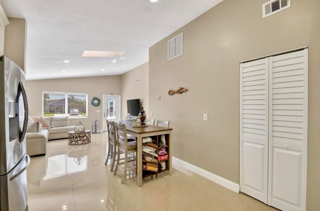 8699 Uranus Terrace, West Palm Beach, FL 33403