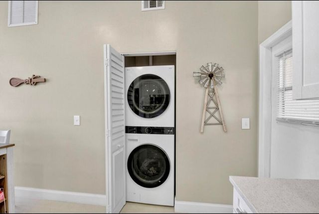 8699 Uranus Terrace, West Palm Beach, FL 33403