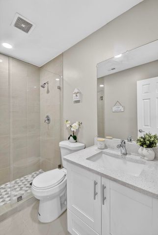 8699 Uranus Terrace, West Palm Beach, FL 33403