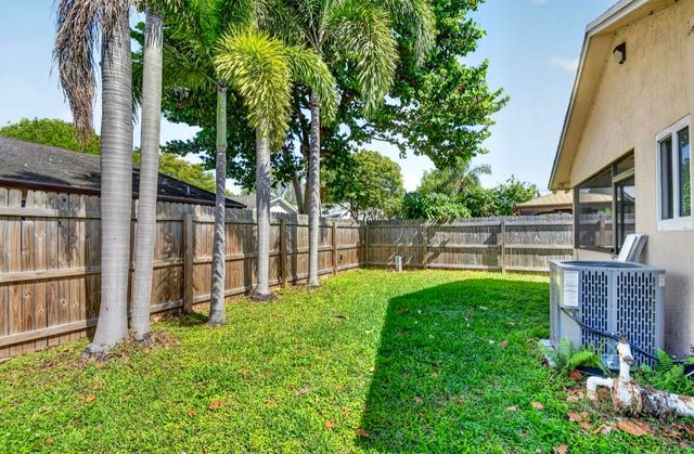 8699 Uranus Terrace, West Palm Beach, FL 33403