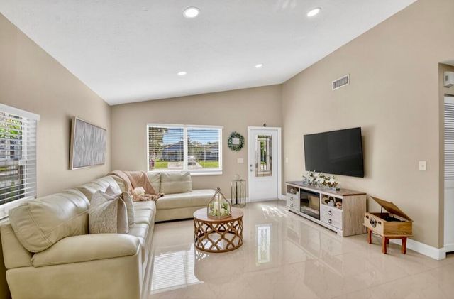 8699 Uranus Terrace, West Palm Beach, FL 33403