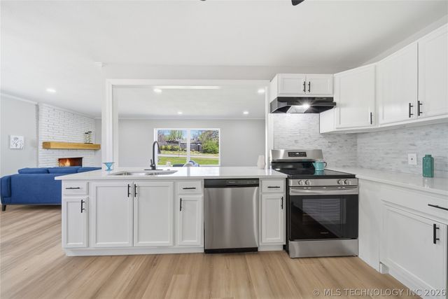 3424 E 41st Street, Tulsa, OK 74135