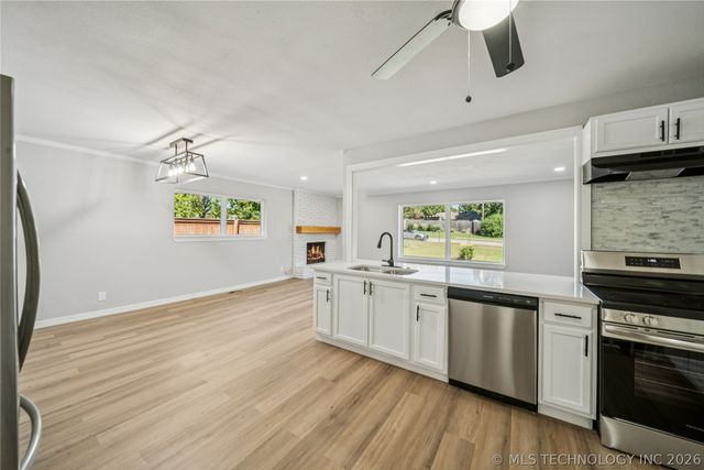 3424 E 41st Street, Tulsa, OK 74135