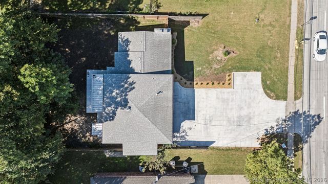 3424 E 41st Street, Tulsa, OK 74135