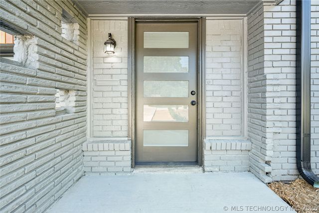 3424 E 41st Street, Tulsa, OK 74135