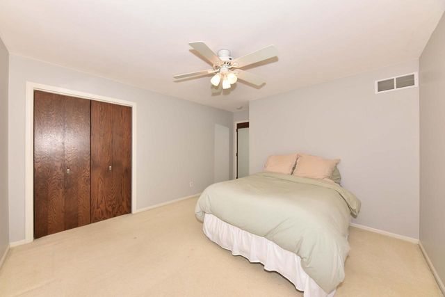 W257N5671 North Hill DRIVE, Lisbon, WI 53089