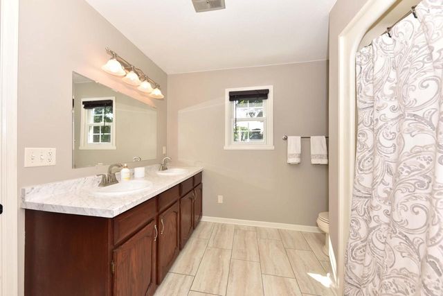 W257N5671 North Hill DRIVE, Lisbon, WI 53089