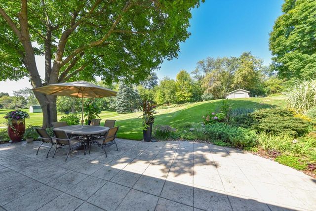 W257N5671 North Hill DRIVE, Lisbon, WI 53089