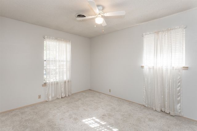 1203 Aspen Road, Gainesville, TX 76240