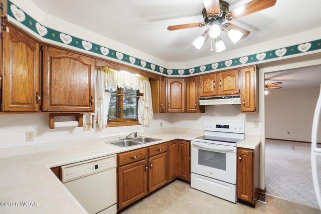 8 Harwood Lane, Cridersville, OH 45806