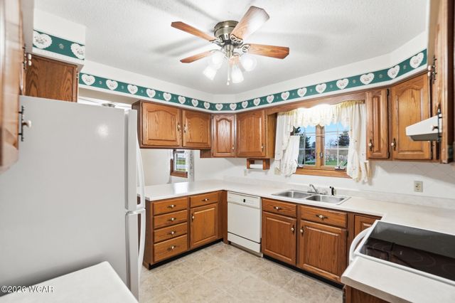 8 Harwood Lane, Cridersville, OH 45806