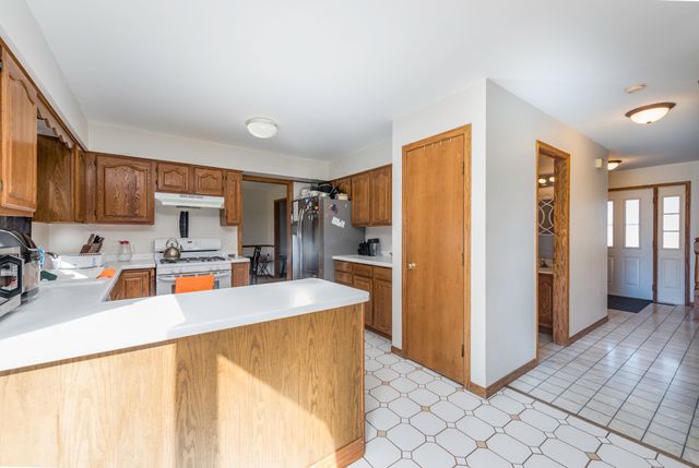 514 Judith Court, Winthrop Harbor, IL 60096