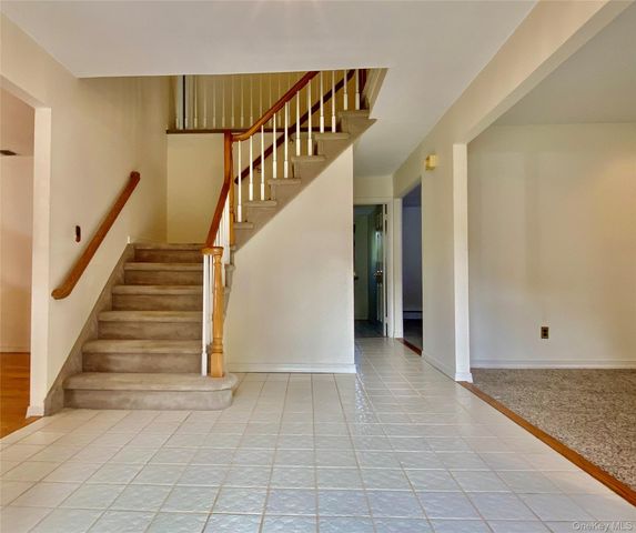 21 Fairway Drive, South Setauket, NY 11720