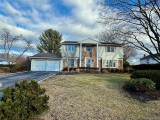 21 Fairway Drive, South Setauket, NY 11720