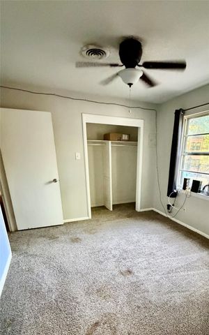 412 E Lovers Lane, Arlington, TX 76010