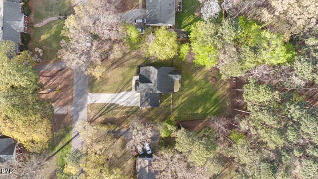 711 Fernwood Drive, Clayton, NC 27520