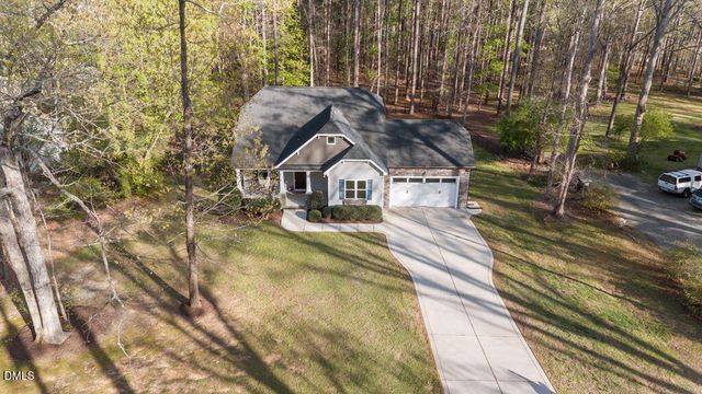 711 Fernwood Drive, Clayton, NC 27520