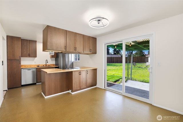 8504 Quinault Drive NE, Olympia, WA 98516