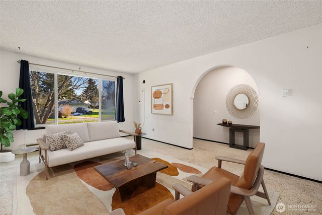 8504 Quinault Drive NE, Olympia, WA 98516