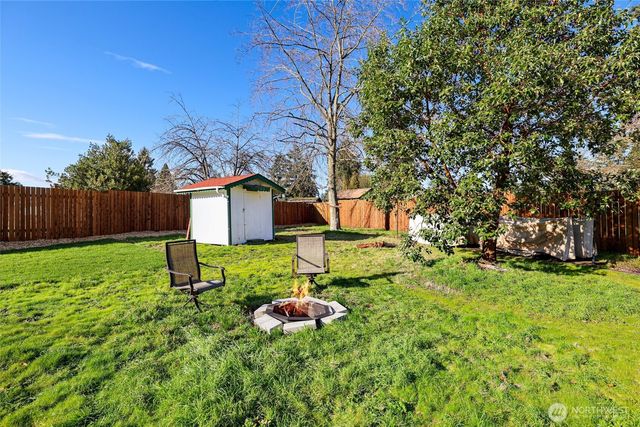 8504 Quinault Drive NE, Olympia, WA 98516