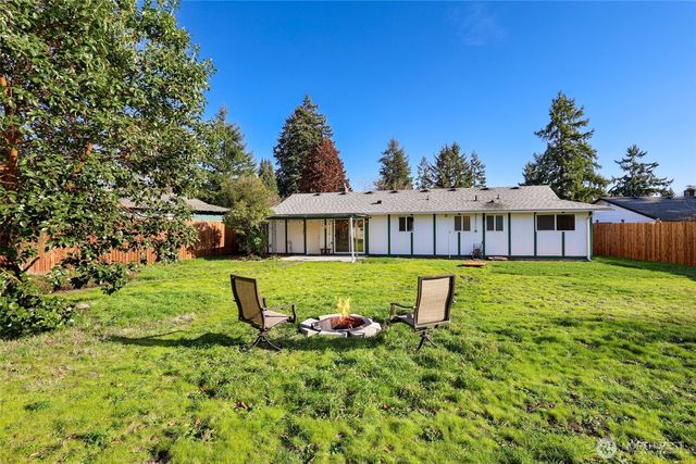 8504 Quinault Drive NE, Olympia, WA 98516