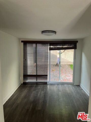 271 W Ash Avenue, Burbank, CA 91502