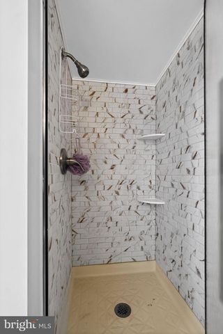 731 MARLYN RD, Philadelphia, PA 19151