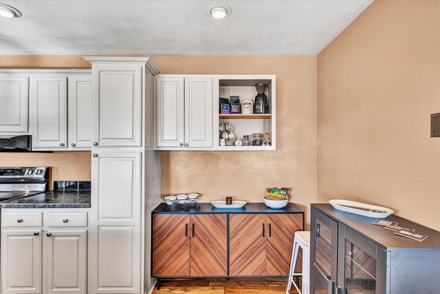 1311 Walnut Shell DR, Vinton, VA 24179