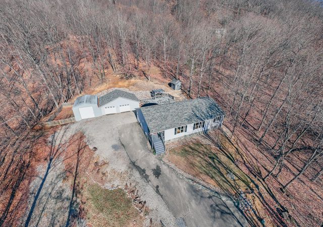 1311 Walnut Shell DR, Vinton, VA 24179