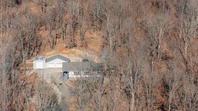 1311 Walnut Shell DR, Vinton, VA 24179