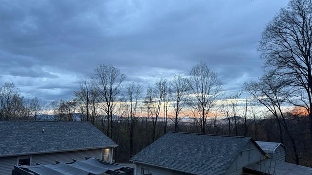 1311 Walnut Shell DR, Vinton, VA 24179