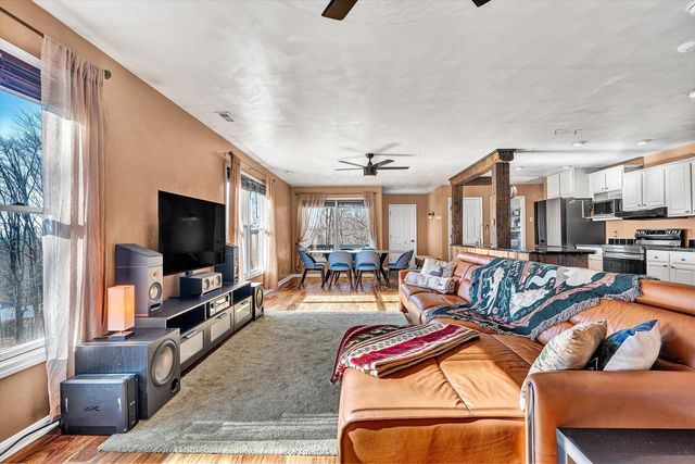 1311 Walnut Shell DR, Vinton, VA 24179