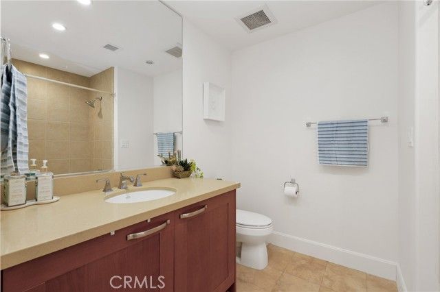 3049 Scholarship, Irvine, CA 92612