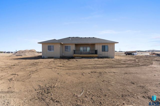 302 W 17th St Street, Dell Rapids, SD 57022