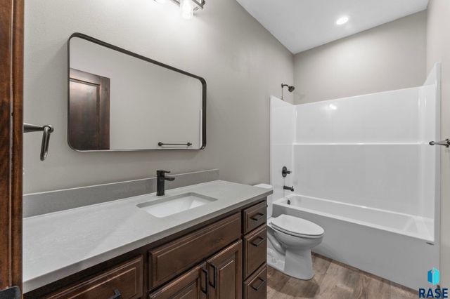 302 W 17th St Street, Dell Rapids, SD 57022