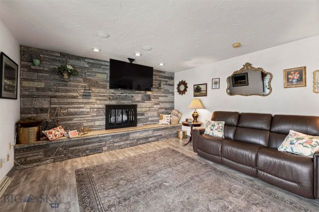 3033 Edwards, Butte, MT 59701