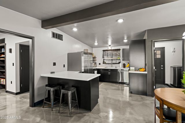 2833 CALLE Parkway, Sierra Vista, AZ 85635