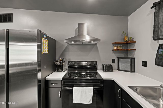 2833 CALLE Parkway, Sierra Vista, AZ 85635