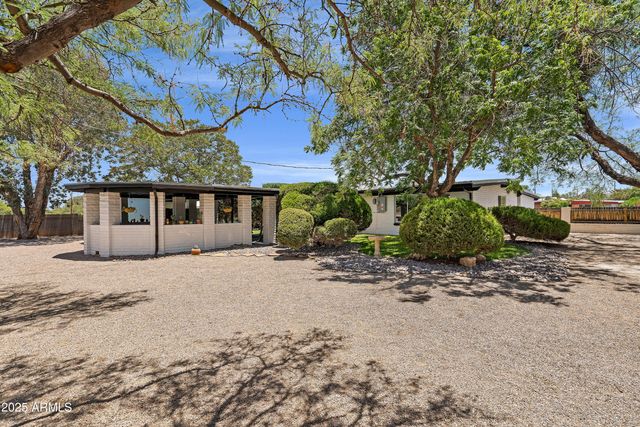 2833 CALLE Parkway, Sierra Vista, AZ 85635