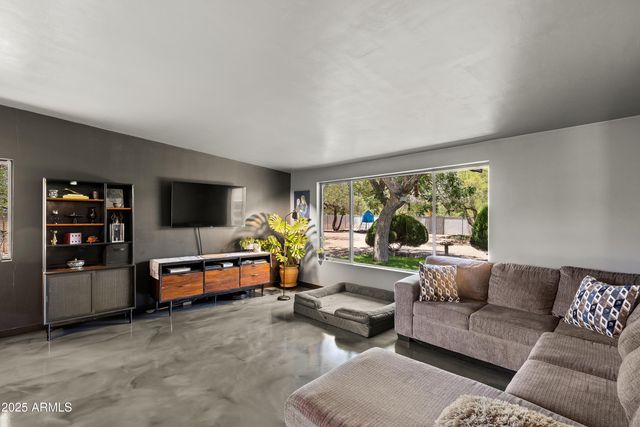 2833 CALLE Parkway, Sierra Vista, AZ 85635