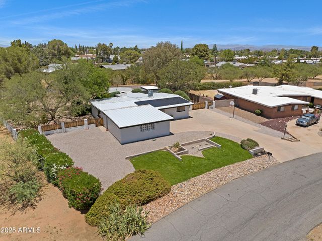 2833 CALLE Parkway, Sierra Vista, AZ 85635