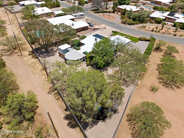 2833 CALLE Parkway, Sierra Vista, AZ 85635