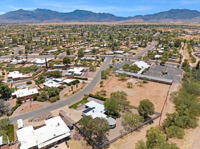 2833 CALLE Parkway, Sierra Vista, AZ 85635