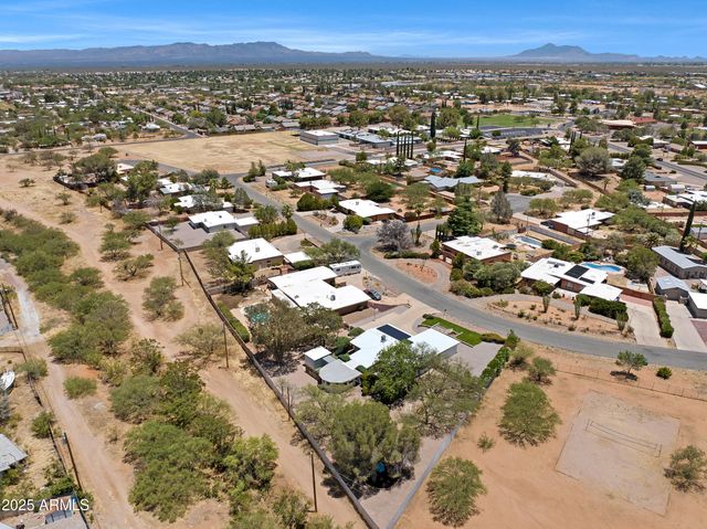 2833 CALLE Parkway, Sierra Vista, AZ 85635