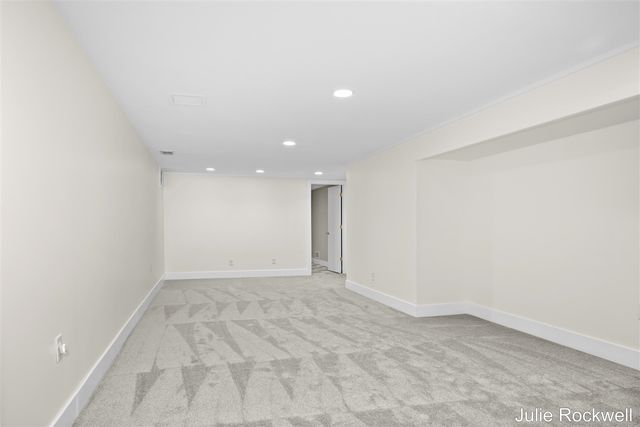 1433 Sherwood Avenue, Grand Rapids, MI 49506